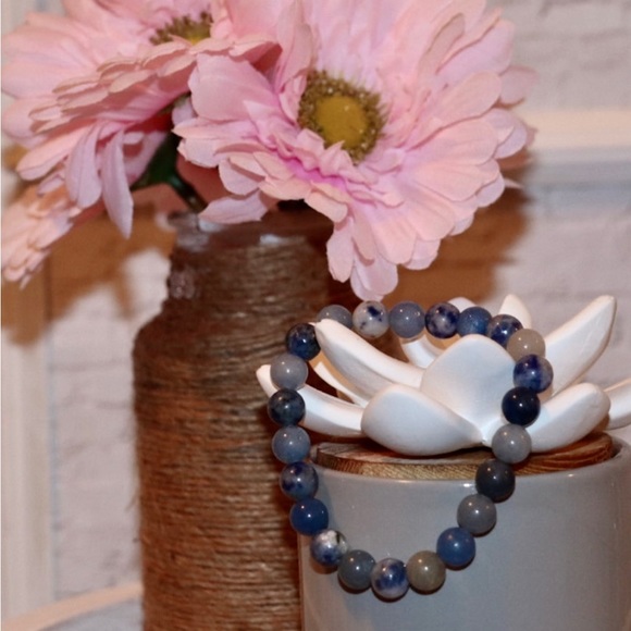 Beautiful Handmade Wellness Bracelets. - Picture 4 of 16